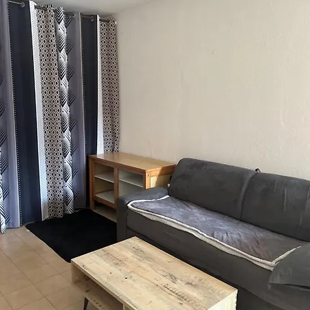 Apartment Studio Meuble Bord De Plage *